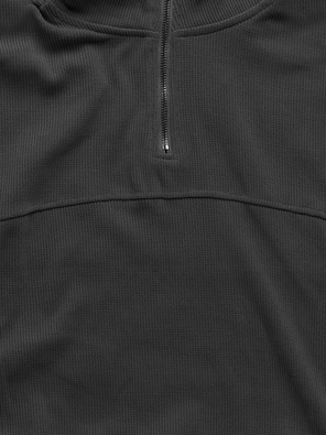 Czarny dres komplet w prążek fason ze stójką