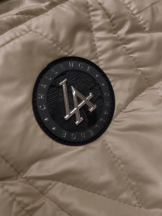 Beżowa krótka przejściowa kurteczka z kapturem