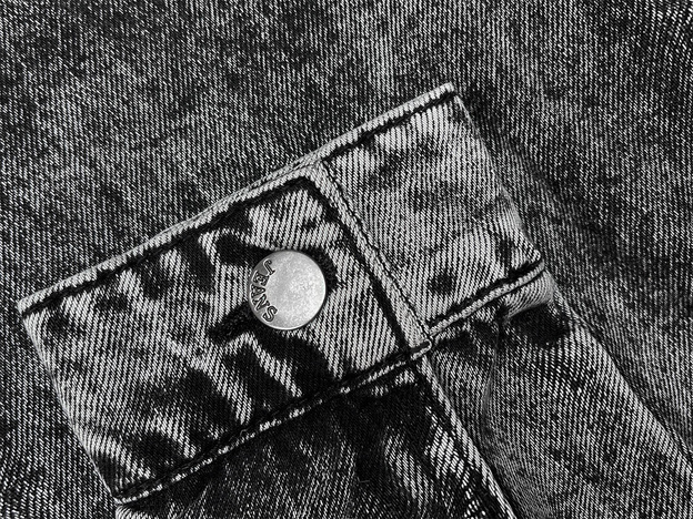 Czarna kurtka narzutka płaszcz denim jeansowa z kapturem