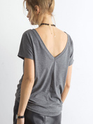 Ciemnozielona gładka bluzka, top basic, t-shirt z dekoltem V z tyłu