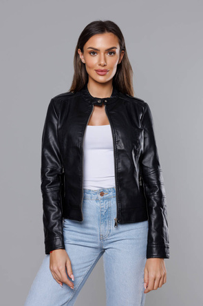 Czarna kurtka ekoskóra ze stójką ramoneska gładka zapinana na suwak