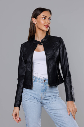 Czarna gładka kurtka ekoskóra ramoneska zapinana na suwak