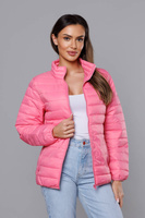Różowa urocza kurtka pikowana ze stójką