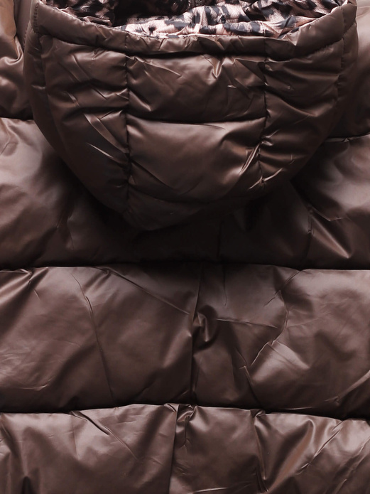 Czekoladowa dwustronna kurtka damska pikowana panterka