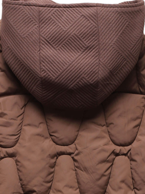 Brązowa zimowa kurtka damska ze ślicznym kapturem