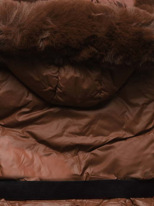 Brązowa pikowana zimowa kurtka z kapturem i paskiem