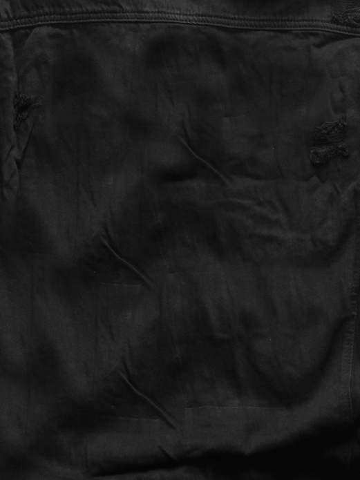 Czarna jeansowa kurtka narzutka z dżetami