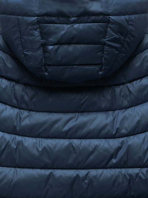 Granatowa zimowa kurtka pikowana z kapturem z długimi ściągaczami zapinana na suwak