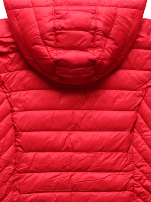 Czerwona przejściowa pikowana kurtka z kapturem (5m783-392)