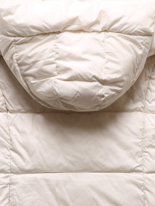 Ecru zimowa czadowa pikowana kurtka z kapturem i kołnierzem