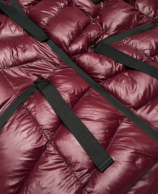 Wiśniowa kurtka zimowa damska