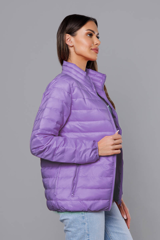 Lila urocza kurtka pikowana ze stójką