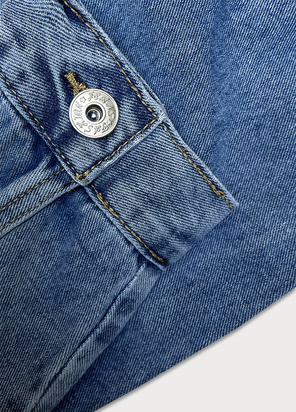 Niebieska jeansowa kurtka przejściowa narzutka sukienka z przetarciami płaszcz na guziki