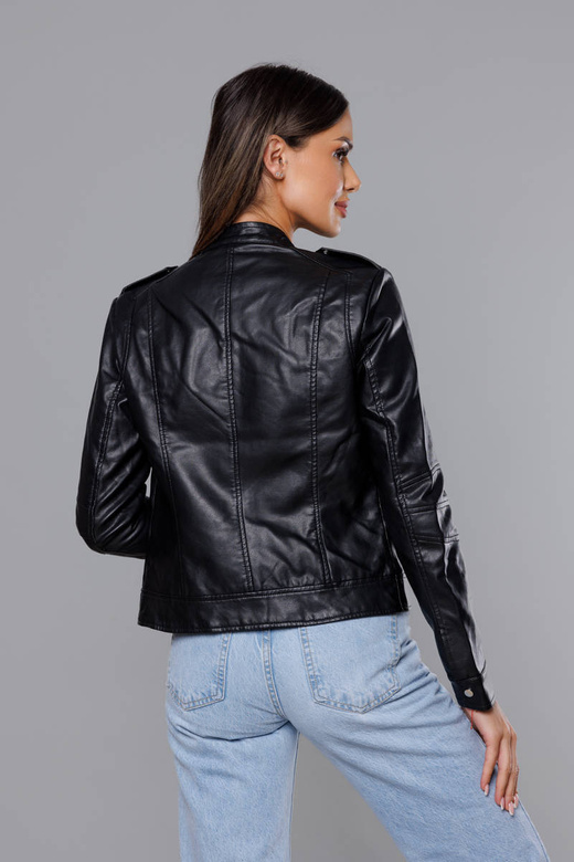 Czarna kurtka ekoskóra ze stójką ramoneska gładka zapinana na suwak